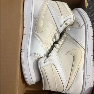 Men’s Nike Prestige IV